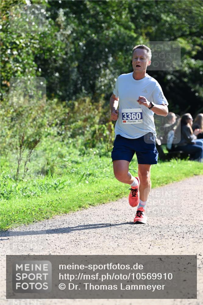 27.09.2026 - 35. Volkslauf durch das schöne Alstertal Dr. Thomas Lammeyer http://msf.ph/oto/10569910 27.09.2026 11:06:01 Laufen 3360 meine-sportfotos.de