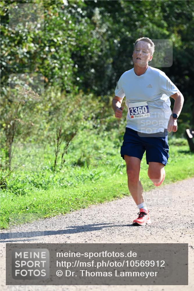 27.09.2026 - 35. Volkslauf durch das schöne Alstertal Dr. Thomas Lammeyer http://msf.ph/oto/10569912 27.09.2026 11:06:01 Laufen 3360 meine-sportfotos.de