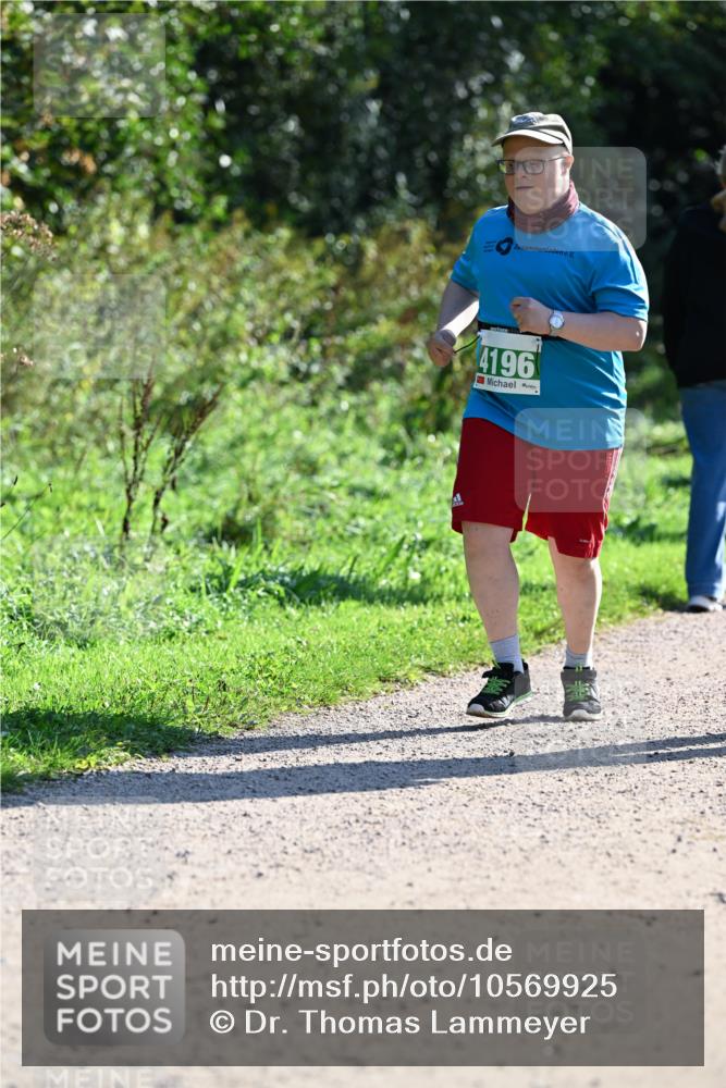 27.09.2026 - 35. Volkslauf durch das schöne Alstertal Dr. Thomas Lammeyer http://msf.ph/oto/10569925 27.09.2026 11:06:16 Laufen 4196 meine-sportfotos.de
