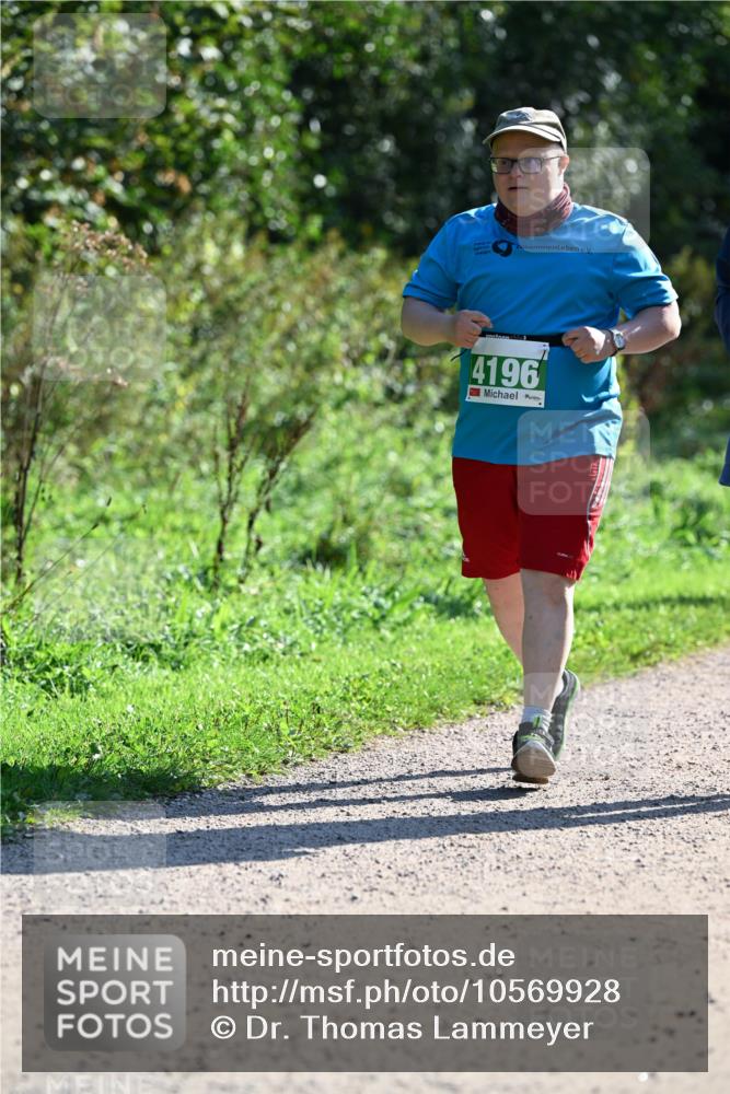 27.09.2026 - 35. Volkslauf durch das schöne Alstertal Dr. Thomas Lammeyer http://msf.ph/oto/10569928 27.09.2026 11:06:17 Laufen 4196 meine-sportfotos.de