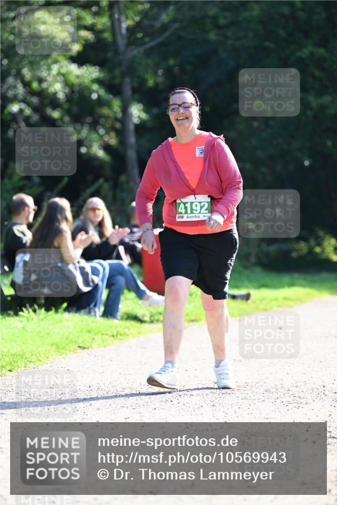 27.09.2026 - 35. Volkslauf durch das schöne Alstertal Dr. Thomas Lammeyer http://msf.ph/oto/10569943 27.09.2026 11:07:10 Laufen 4192 meine-sportfotos.de