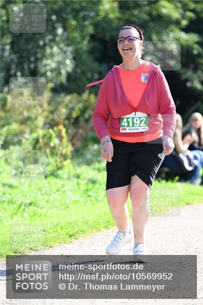 27.09.2026 - 35. Volkslauf durch das schöne Alstertal Dr. Thomas Lammeyer http://msf.ph/oto/10569952 27.09.2026 11:07:11 Laufen 4192 meine-sportfotos.de