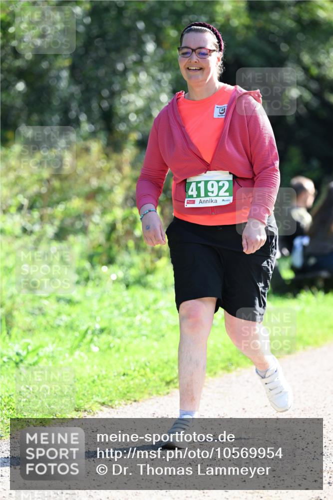 27.09.2026 - 35. Volkslauf durch das schöne Alstertal Dr. Thomas Lammeyer http://msf.ph/oto/10569954 27.09.2026 11:07:12 Laufen 4192 meine-sportfotos.de