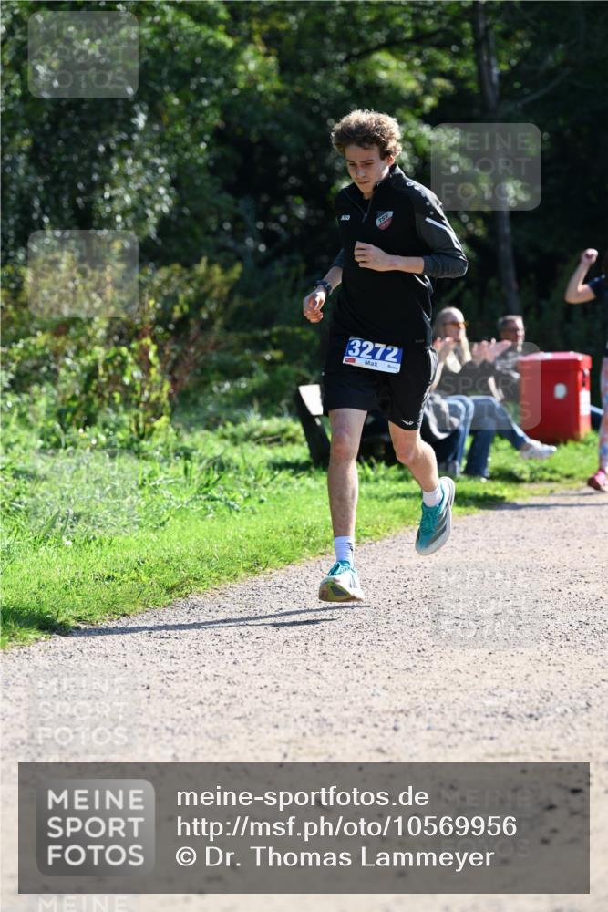 27.09.2026 - 35. Volkslauf durch das schöne Alstertal Dr. Thomas Lammeyer http://msf.ph/oto/10569956 27.09.2026 11:07:19 Laufen 3272 meine-sportfotos.de