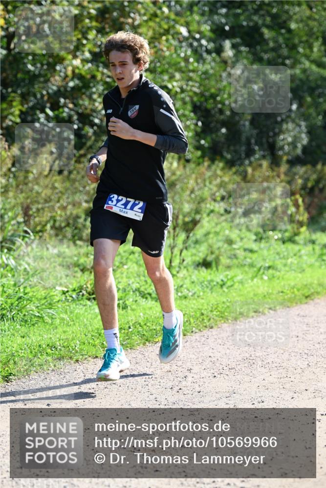 27.09.2026 - 35. Volkslauf durch das schöne Alstertal Dr. Thomas Lammeyer http://msf.ph/oto/10569966 27.09.2026 11:07:21 Laufen 3272, 1870 meine-sportfotos.de