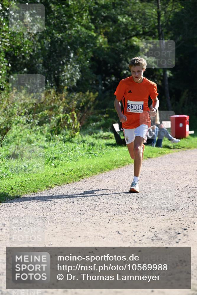 27.09.2026 - 35. Volkslauf durch das schöne Alstertal Dr. Thomas Lammeyer http://msf.ph/oto/10569988 27.09.2026 11:07:51 Laufen 3308 meine-sportfotos.de