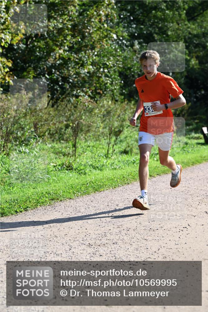 27.09.2026 - 35. Volkslauf durch das schöne Alstertal Dr. Thomas Lammeyer http://msf.ph/oto/10569995 27.09.2026 11:07:52 Laufen 33 meine-sportfotos.de