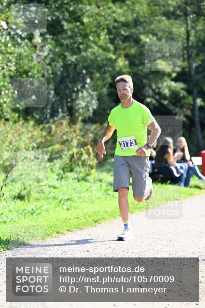 27.09.2026 - 35. Volkslauf durch das schöne Alstertal Dr. Thomas Lammeyer http://msf.ph/oto/10570009 27.09.2026 11:08:42 Laufen 3173 meine-sportfotos.de