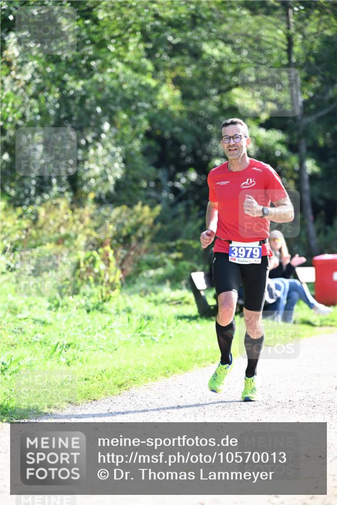 27.09.2026 - 35. Volkslauf durch das schöne Alstertal Dr. Thomas Lammeyer http://msf.ph/oto/10570013 27.09.2026 11:08:47 Laufen 3979 meine-sportfotos.de