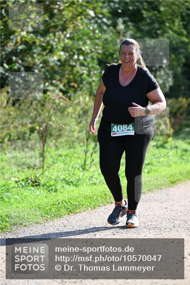 27.09.2026 - 35. Volkslauf durch das schöne Alstertal Dr. Thomas Lammeyer http://msf.ph/oto/10570047 27.09.2026 11:09:07 Laufen 4084 meine-sportfotos.de