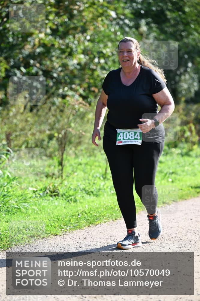 27.09.2026 - 35. Volkslauf durch das schöne Alstertal Dr. Thomas Lammeyer http://msf.ph/oto/10570049 27.09.2026 11:09:08 Laufen 4084 meine-sportfotos.de