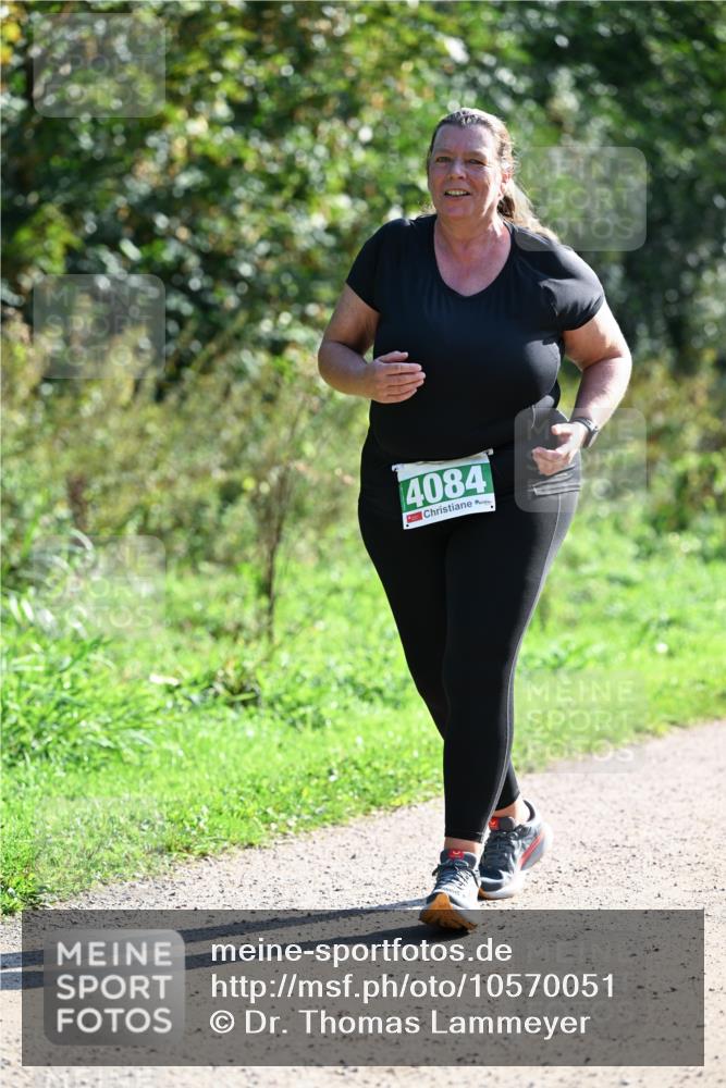 27.09.2026 - 35. Volkslauf durch das schöne Alstertal Dr. Thomas Lammeyer http://msf.ph/oto/10570051 27.09.2026 11:09:08 Laufen 4084 meine-sportfotos.de