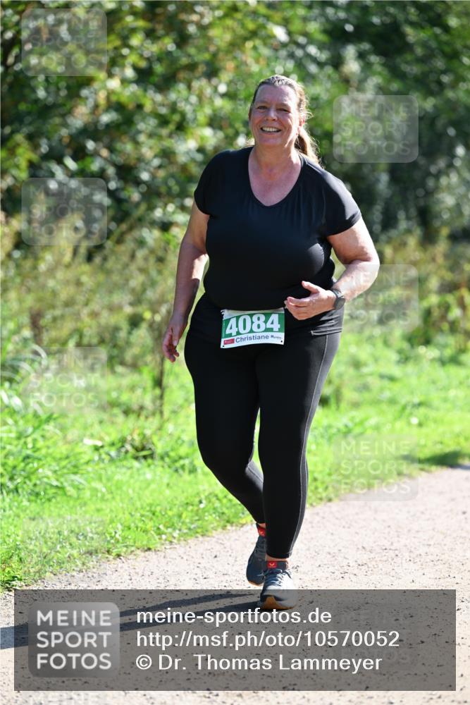 27.09.2026 - 35. Volkslauf durch das schöne Alstertal Dr. Thomas Lammeyer http://msf.ph/oto/10570052 27.09.2026 11:09:08 Laufen 4084 meine-sportfotos.de