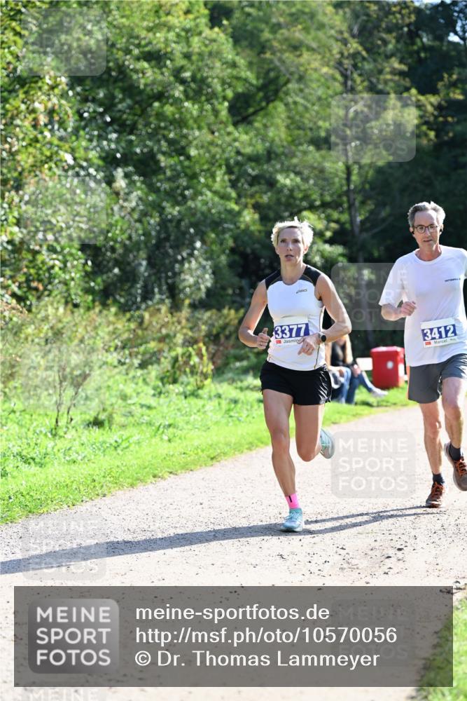 27.09.2026 - 35. Volkslauf durch das schöne Alstertal Dr. Thomas Lammeyer http://msf.ph/oto/10570056 27.09.2026 11:09:09 Laufen 3377, 3412 meine-sportfotos.de