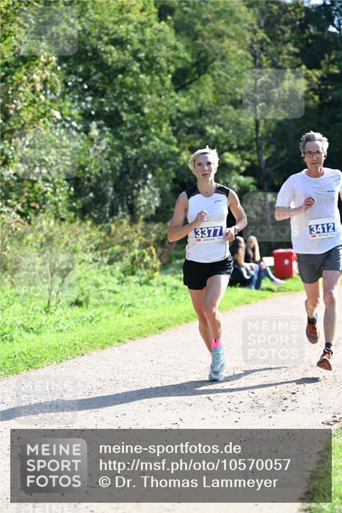 27.09.2026 - 35. Volkslauf durch das schöne Alstertal Dr. Thomas Lammeyer http://msf.ph/oto/10570057 27.09.2026 11:09:10 Laufen 3377, 7, 3412 meine-sportfotos.de