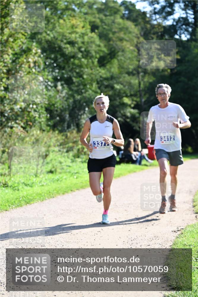 27.09.2026 - 35. Volkslauf durch das schöne Alstertal Dr. Thomas Lammeyer http://msf.ph/oto/10570059 27.09.2026 11:09:10 Laufen 337, 3412 meine-sportfotos.de