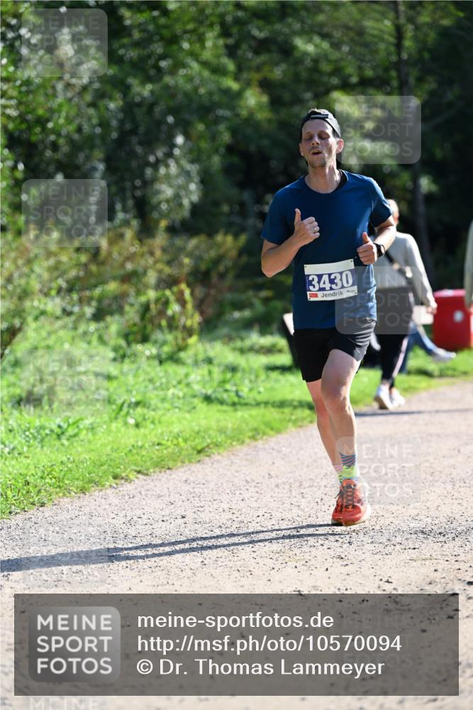 27.09.2026 - 35. Volkslauf durch das schöne Alstertal Dr. Thomas Lammeyer http://msf.ph/oto/10570094 27.09.2026 11:09:22 Laufen 3430 meine-sportfotos.de