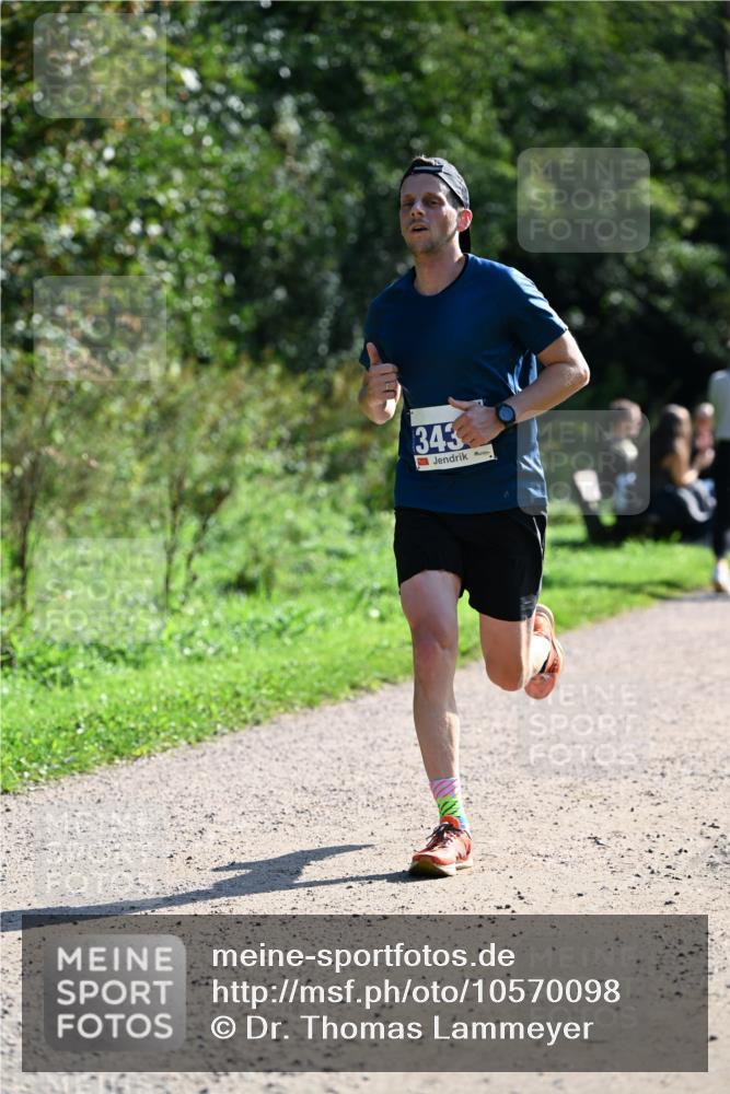 27.09.2026 - 35. Volkslauf durch das schöne Alstertal Dr. Thomas Lammeyer http://msf.ph/oto/10570098 27.09.2026 11:09:22 Laufen 343 meine-sportfotos.de