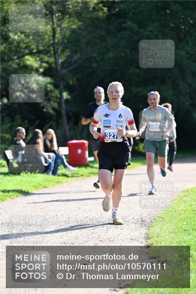 27.09.2026 - 35. Volkslauf durch das schöne Alstertal Dr. Thomas Lammeyer http://msf.ph/oto/10570111 27.09.2026 11:09:28 Laufen 3270 meine-sportfotos.de
