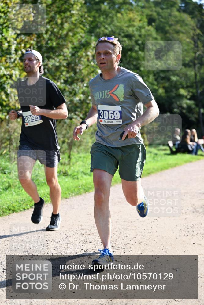 27.09.2026 - 35. Volkslauf durch das schöne Alstertal Dr. Thomas Lammeyer http://msf.ph/oto/10570129 27.09.2026 11:09:32 Laufen 3995, 3069 meine-sportfotos.de