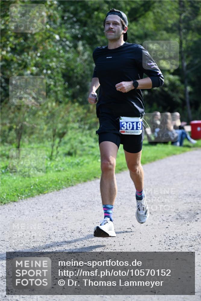 27.09.2026 - 35. Volkslauf durch das schöne Alstertal Dr. Thomas Lammeyer http://msf.ph/oto/10570152 27.09.2026 11:09:58 Laufen 3019 meine-sportfotos.de