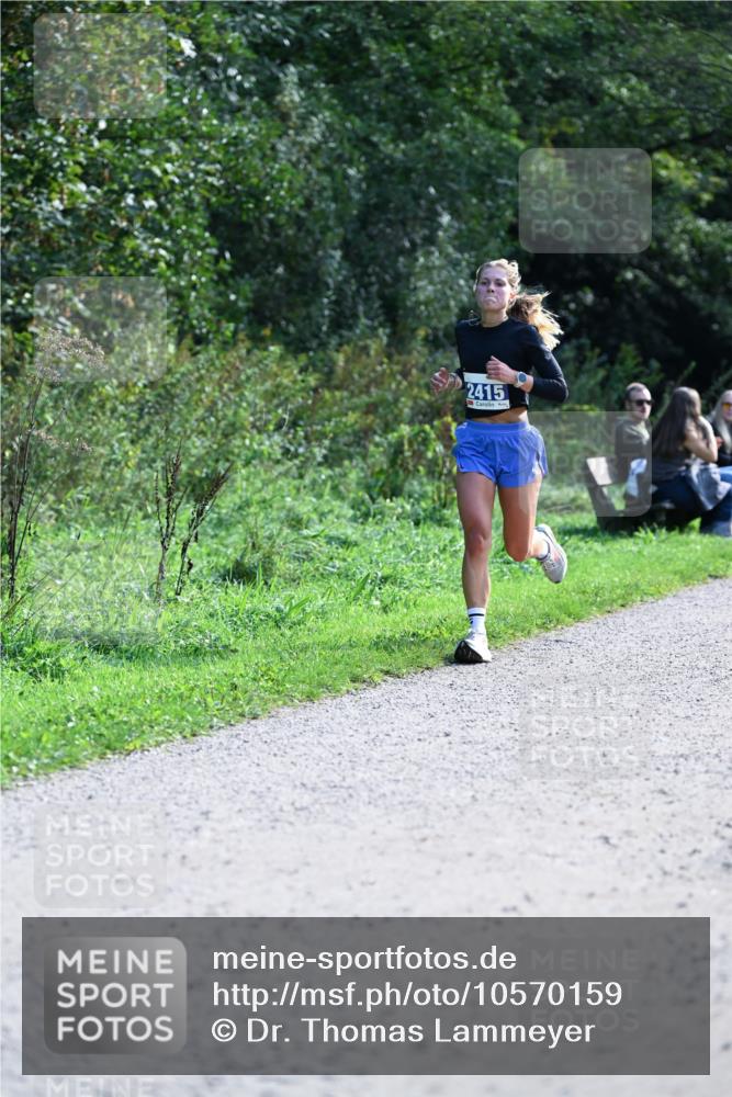 27.09.2026 - 35. Volkslauf durch das schöne Alstertal Dr. Thomas Lammeyer http://msf.ph/oto/10570159 27.09.2026 11:10:01 Laufen 2415 meine-sportfotos.de