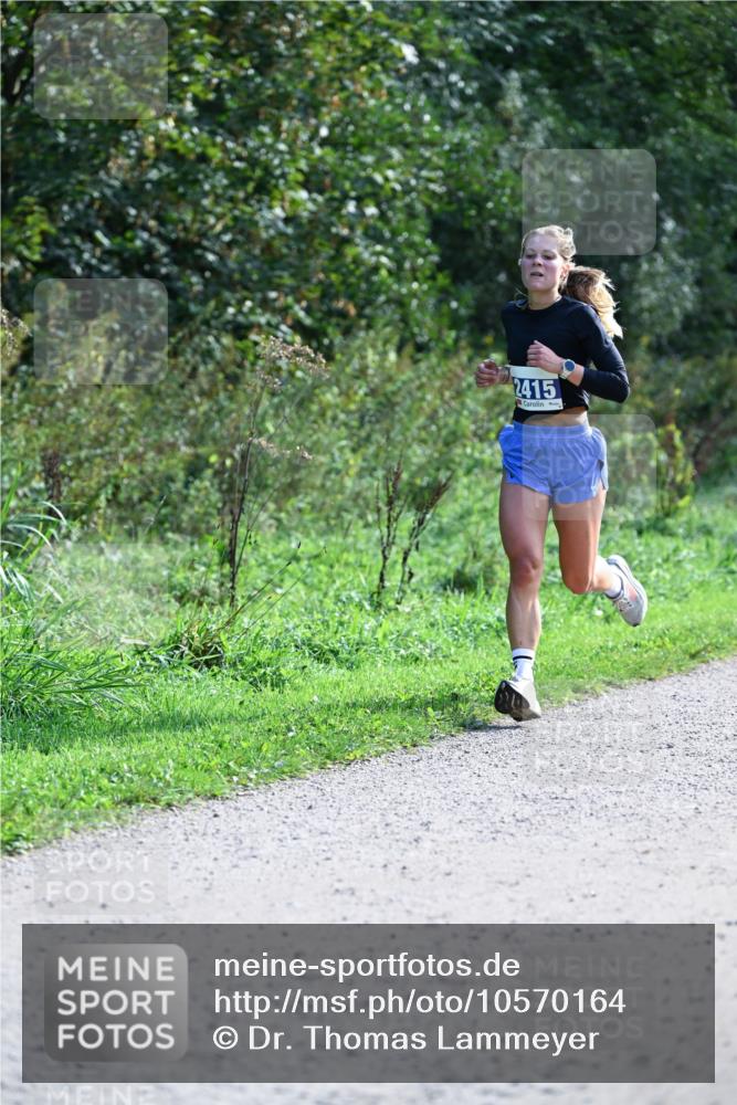 27.09.2026 - 35. Volkslauf durch das schöne Alstertal Dr. Thomas Lammeyer http://msf.ph/oto/10570164 27.09.2026 11:10:02 Laufen 2415 meine-sportfotos.de