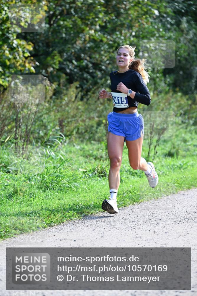 27.09.2026 - 35. Volkslauf durch das schöne Alstertal Dr. Thomas Lammeyer http://msf.ph/oto/10570169 27.09.2026 11:10:03 Laufen 2415 meine-sportfotos.de