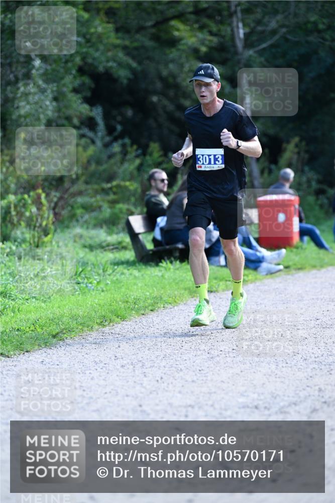 27.09.2026 - 35. Volkslauf durch das schöne Alstertal Dr. Thomas Lammeyer http://msf.ph/oto/10570171 27.09.2026 11:10:14 Laufen 3013 meine-sportfotos.de