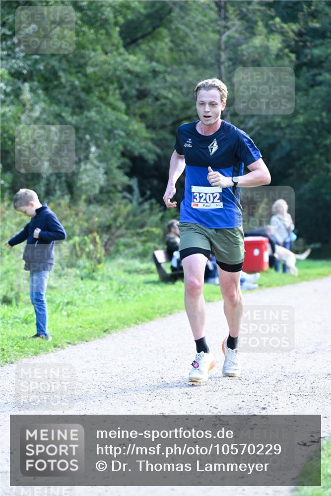 27.09.2026 - 35. Volkslauf durch das schöne Alstertal Dr. Thomas Lammeyer http://msf.ph/oto/10570229 27.09.2026 11:11:03 Laufen 3202 meine-sportfotos.de