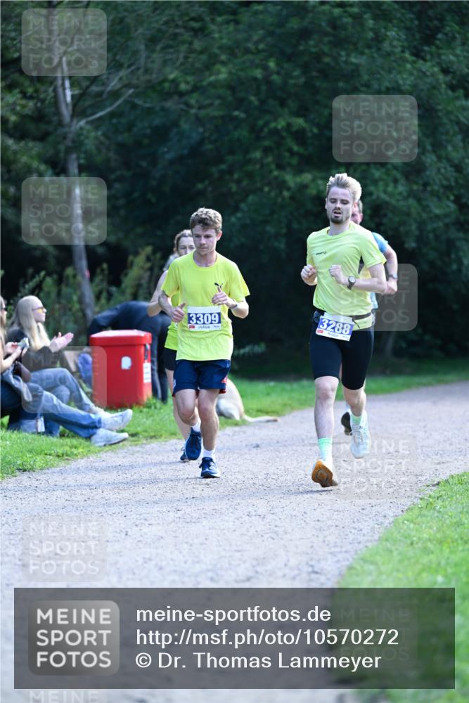 27.09.2026 - 35. Volkslauf durch das schöne Alstertal Dr. Thomas Lammeyer http://msf.ph/oto/10570272 27.09.2026 11:11:21 Laufen 3309, 3288 meine-sportfotos.de