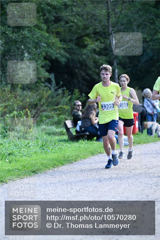27.09.2026 - 35. Volkslauf durch das schöne Alstertal Dr. Thomas Lammeyer http://msf.ph/oto/10570280 27.09.2026 11:11:22 Laufen 3309, 186 meine-sportfotos.de
