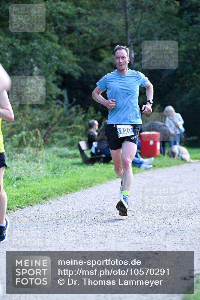 27.09.2026 - 35. Volkslauf durch das schöne Alstertal Dr. Thomas Lammeyer http://msf.ph/oto/10570291 27.09.2026 11:11:24 Laufen 3120 meine-sportfotos.de