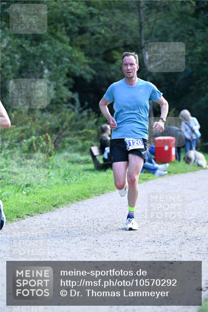 27.09.2026 - 35. Volkslauf durch das schöne Alstertal Dr. Thomas Lammeyer http://msf.ph/oto/10570292 27.09.2026 11:11:24 Laufen 3120 meine-sportfotos.de