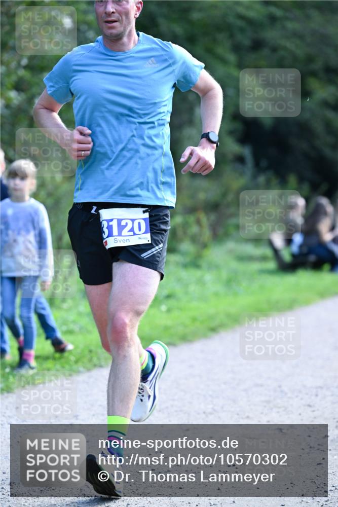 27.09.2026 - 35. Volkslauf durch das schöne Alstertal Dr. Thomas Lammeyer http://msf.ph/oto/10570302 27.09.2026 11:11:26 Laufen 3120 meine-sportfotos.de