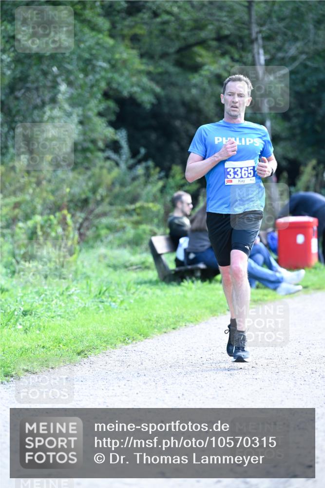 27.09.2026 - 35. Volkslauf durch das schöne Alstertal Dr. Thomas Lammeyer http://msf.ph/oto/10570315 27.09.2026 11:11:32 Laufen 3365 meine-sportfotos.de