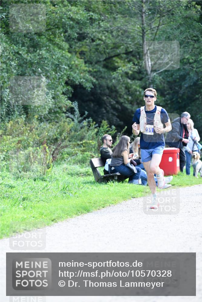 27.09.2026 - 35. Volkslauf durch das schöne Alstertal Dr. Thomas Lammeyer http://msf.ph/oto/10570328 27.09.2026 11:11:42 Laufen 231 meine-sportfotos.de