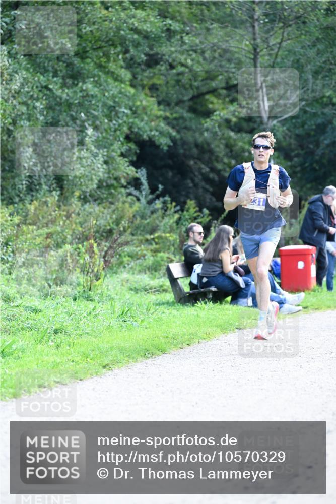 27.09.2026 - 35. Volkslauf durch das schöne Alstertal Dr. Thomas Lammeyer http://msf.ph/oto/10570329 27.09.2026 11:11:42 Laufen 231 meine-sportfotos.de