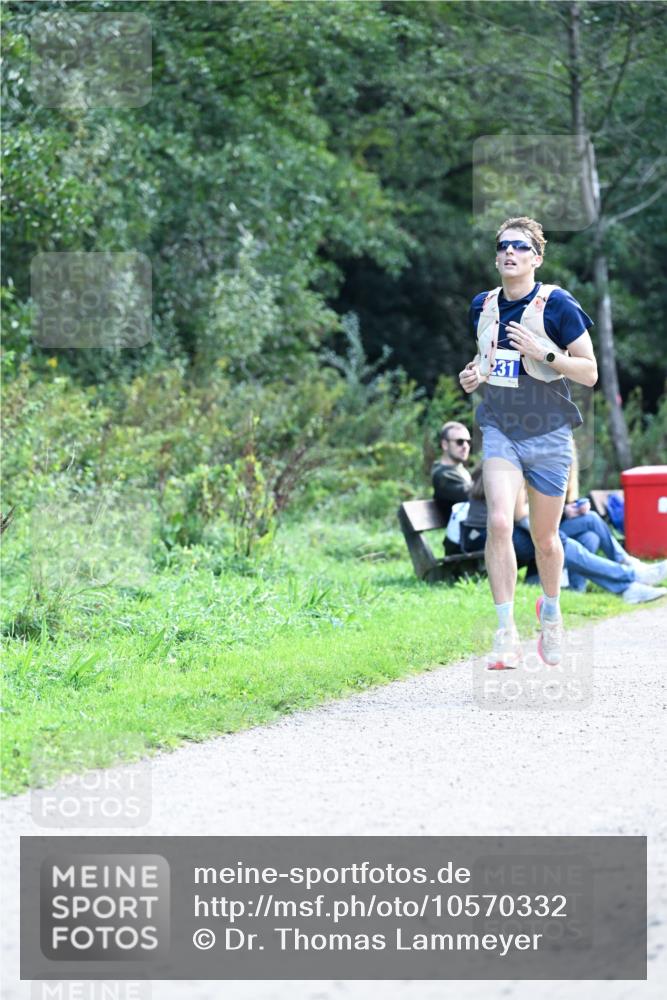 27.09.2026 - 35. Volkslauf durch das schöne Alstertal Dr. Thomas Lammeyer http://msf.ph/oto/10570332 27.09.2026 11:11:42 Laufen 231 meine-sportfotos.de