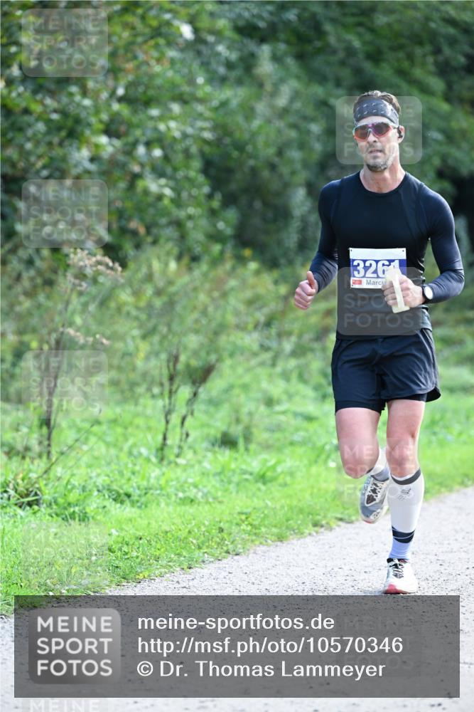 27.09.2026 - 35. Volkslauf durch das schöne Alstertal Dr. Thomas Lammeyer http://msf.ph/oto/10570346 27.09.2026 11:11:46 Laufen 326 meine-sportfotos.de