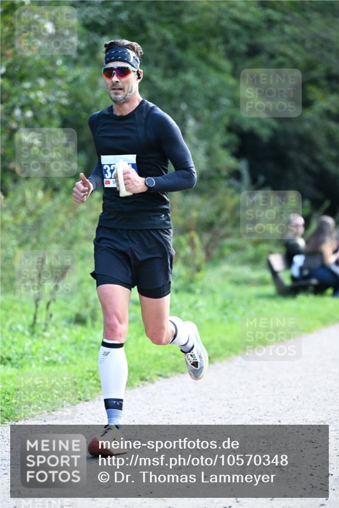 27.09.2026 - 35. Volkslauf durch das schöne Alstertal Dr. Thomas Lammeyer http://msf.ph/oto/10570348 27.09.2026 11:11:46 Laufen 20 meine-sportfotos.de