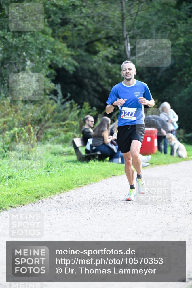 27.09.2026 - 35. Volkslauf durch das schöne Alstertal Dr. Thomas Lammeyer http://msf.ph/oto/10570353 27.09.2026 11:12:15 Laufen 3277 meine-sportfotos.de