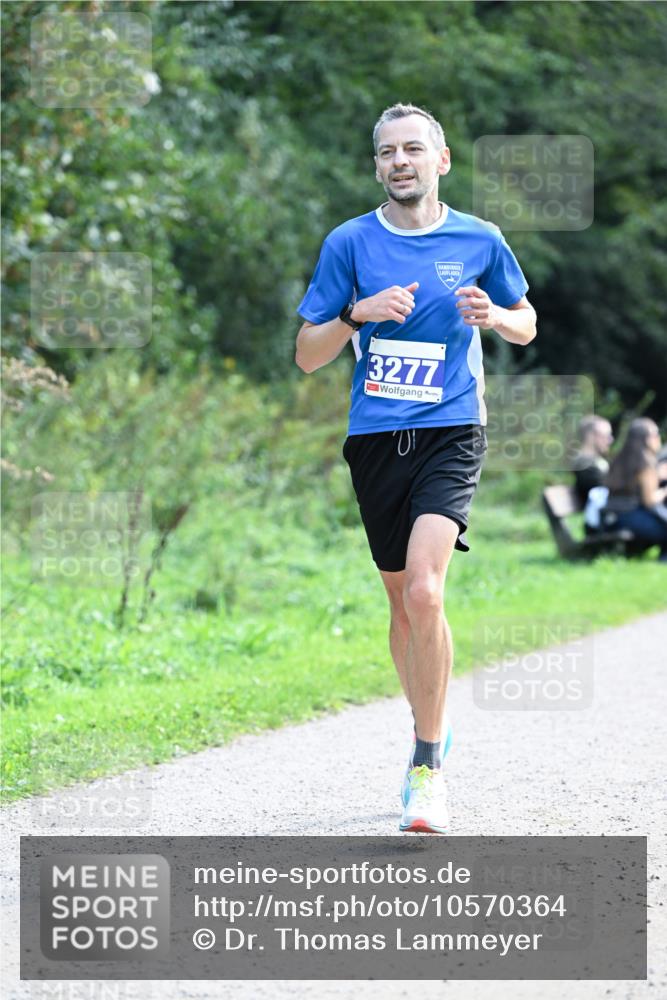 27.09.2026 - 35. Volkslauf durch das schöne Alstertal Dr. Thomas Lammeyer http://msf.ph/oto/10570364 27.09.2026 11:12:17 Laufen 3277 meine-sportfotos.de