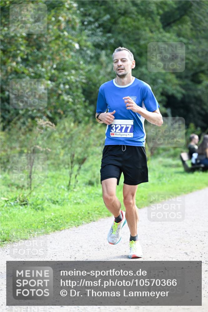 27.09.2026 - 35. Volkslauf durch das schöne Alstertal Dr. Thomas Lammeyer http://msf.ph/oto/10570366 27.09.2026 11:12:17 Laufen 3277 meine-sportfotos.de