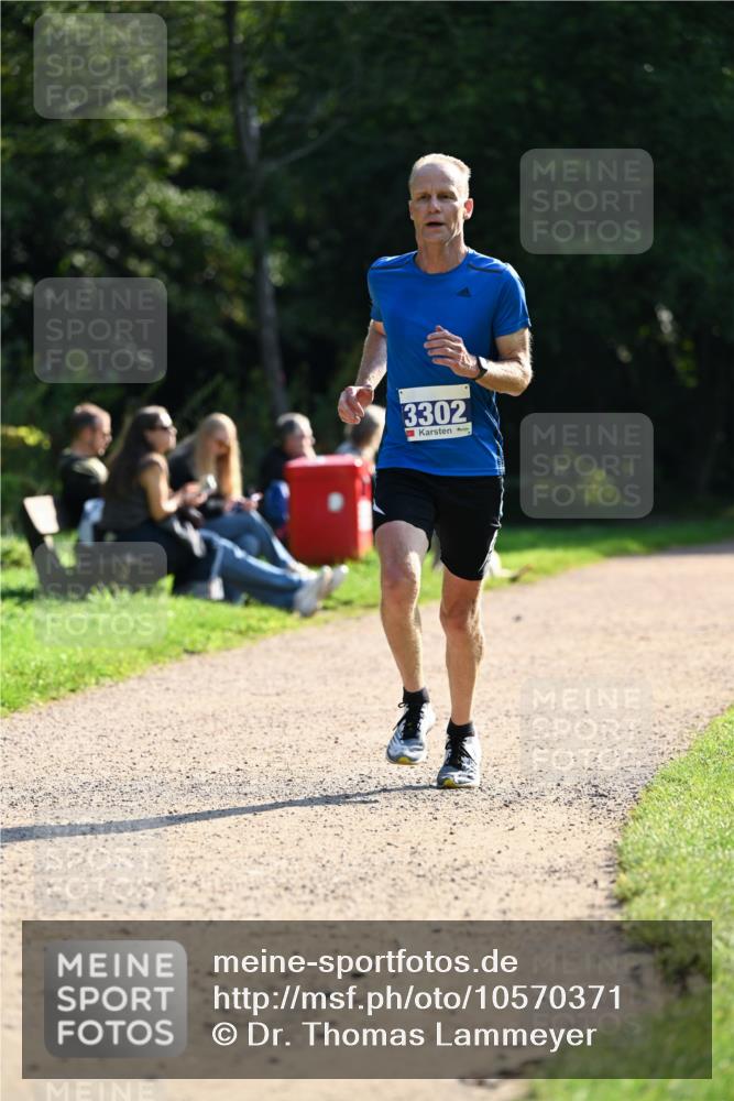 27.09.2026 - 35. Volkslauf durch das schöne Alstertal Dr. Thomas Lammeyer http://msf.ph/oto/10570371 27.09.2026 11:12:40 Laufen 3302 meine-sportfotos.de