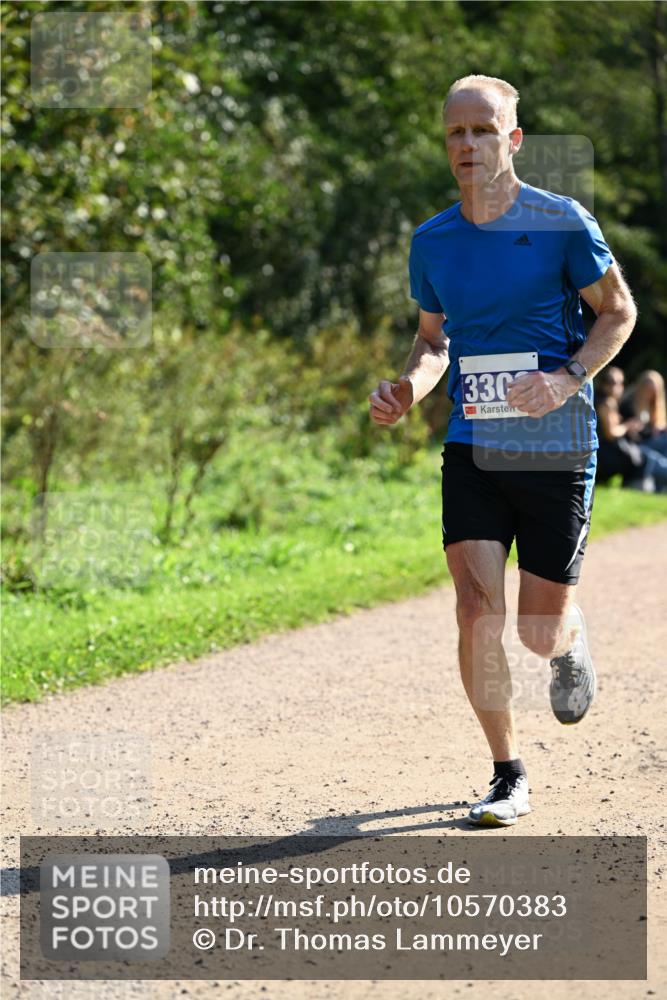 27.09.2026 - 35. Volkslauf durch das schöne Alstertal Dr. Thomas Lammeyer http://msf.ph/oto/10570383 27.09.2026 11:12:42 Laufen 330 meine-sportfotos.de