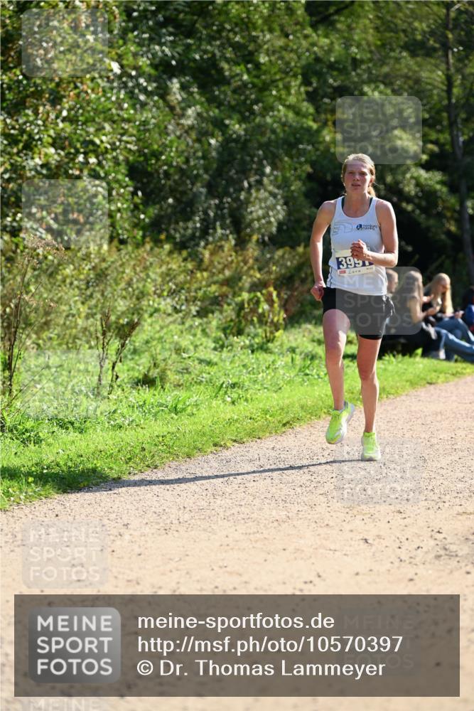 27.09.2026 - 35. Volkslauf durch das schöne Alstertal Dr. Thomas Lammeyer http://msf.ph/oto/10570397 27.09.2026 11:12:50 Laufen 399 meine-sportfotos.de