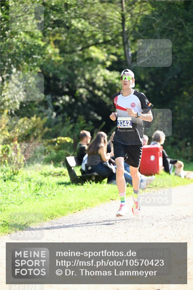 27.09.2026 - 35. Volkslauf durch das schöne Alstertal Dr. Thomas Lammeyer http://msf.ph/oto/10570423 27.09.2026 11:13:03 Laufen 3342 meine-sportfotos.de