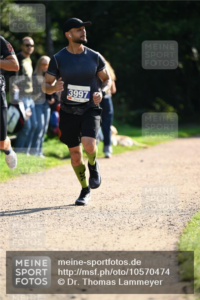 27.09.2026 - 35. Volkslauf durch das schöne Alstertal Dr. Thomas Lammeyer http://msf.ph/oto/10570474 27.09.2026 11:13:42 Laufen 3997 meine-sportfotos.de