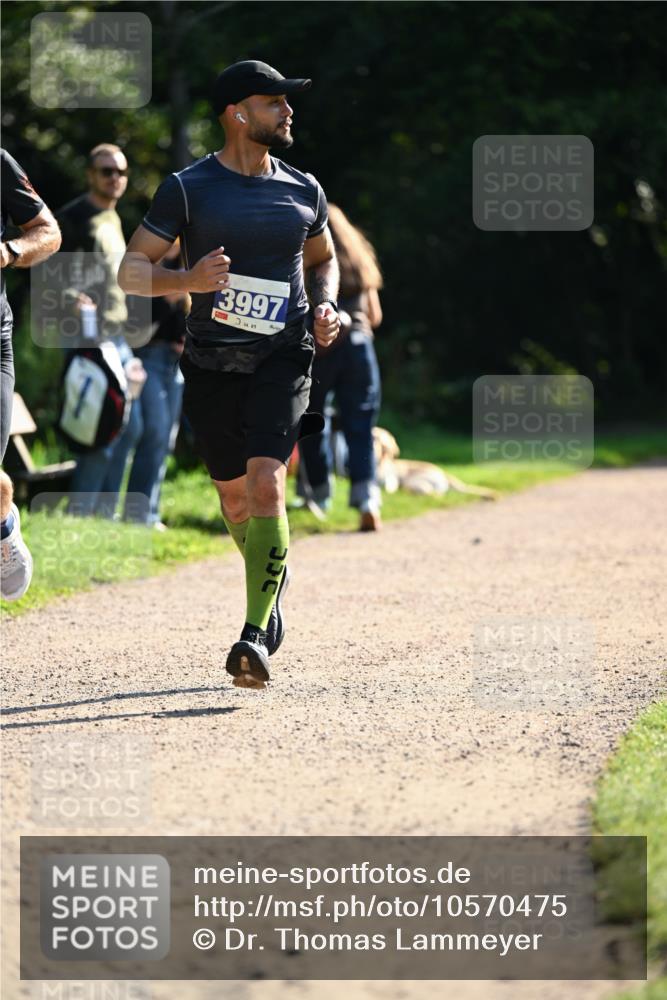 27.09.2026 - 35. Volkslauf durch das schöne Alstertal Dr. Thomas Lammeyer http://msf.ph/oto/10570475 27.09.2026 11:13:42 Laufen 3997 meine-sportfotos.de